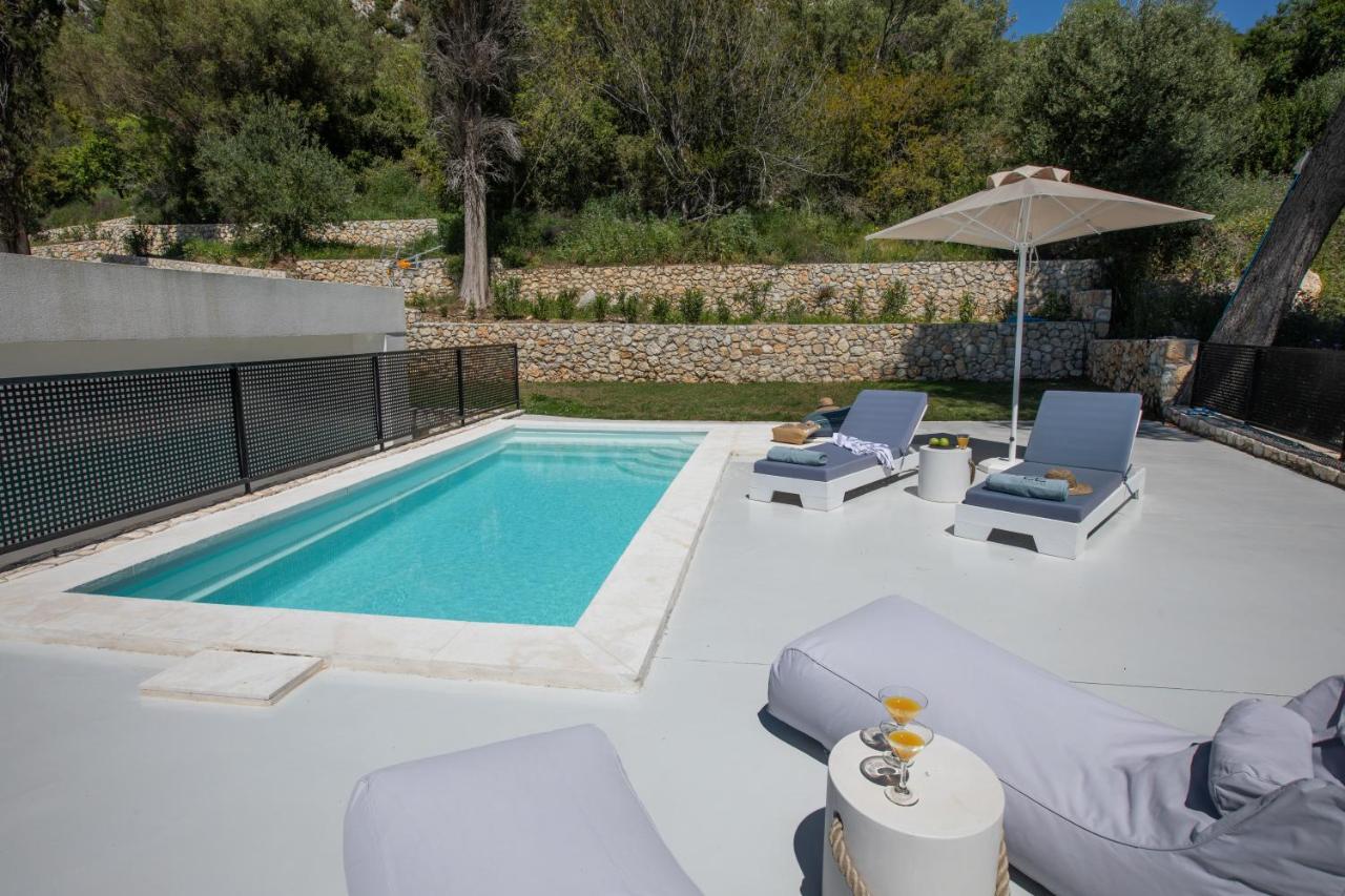 Erolidae Villas Atsoupades Exterior photo